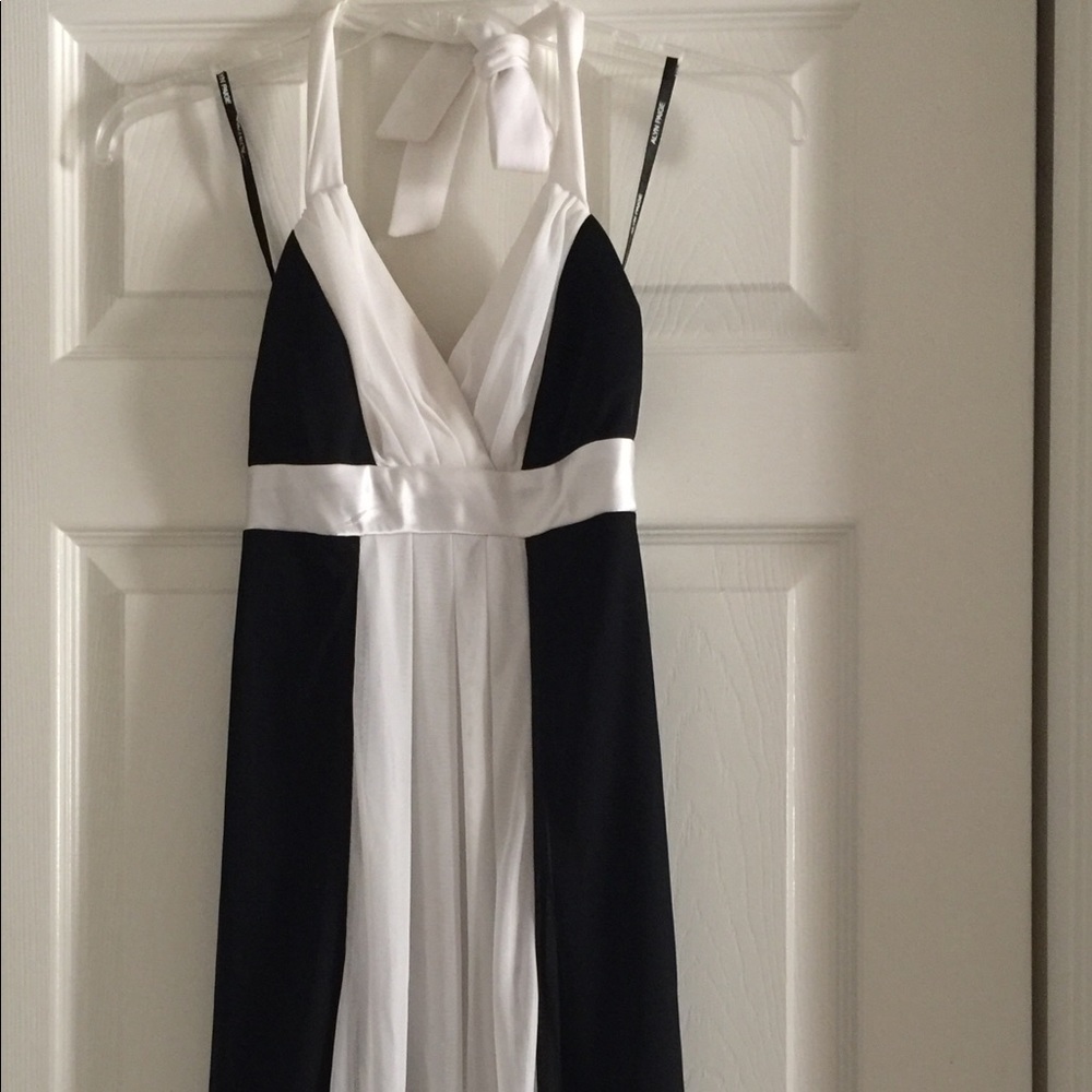 Alyn Paige black & white dress